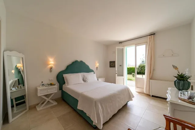 غرفة كومفورت بسرير كينج، Tenuta Centoporte - Resort Hotel 3/5