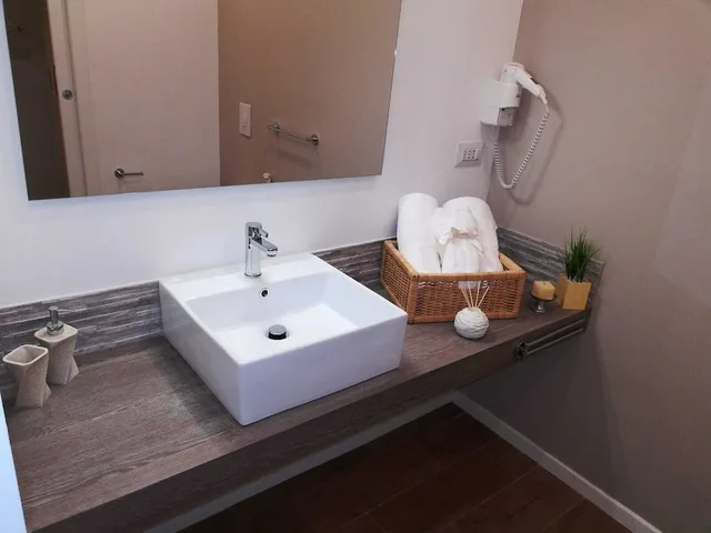 جناح سوبيريور بسرير كوين، B&B Suites Via Del Mare 5/5