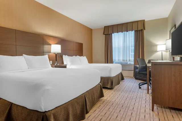 جناح بسريرين كوين، Best Western Plus Bathurst Hotel Suites 2/5