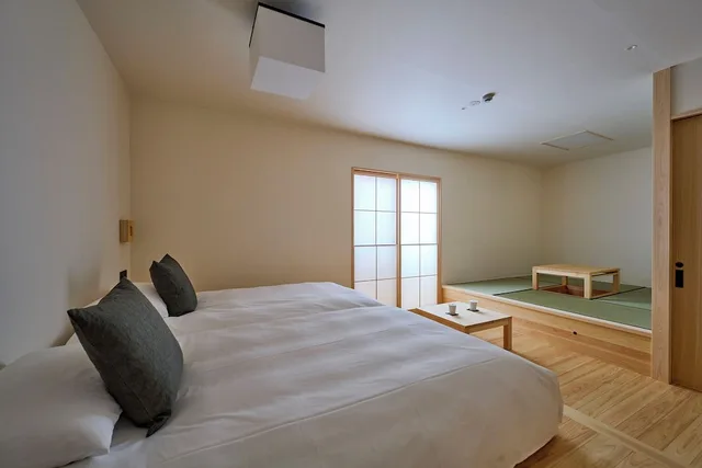 Imperial, Triple, Twin Beds، Yubune 4/4