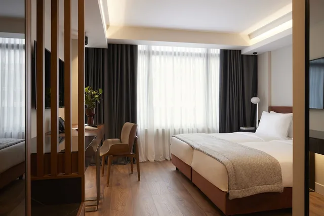 Comfort, Twin Beds, Teight Hotel 1/3