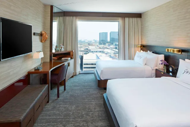 Room, 2 Queen Beds, Concierge Level، RENAISSANCE DALLAS AT PLANO LEGACY WEST HOTEL 3/10