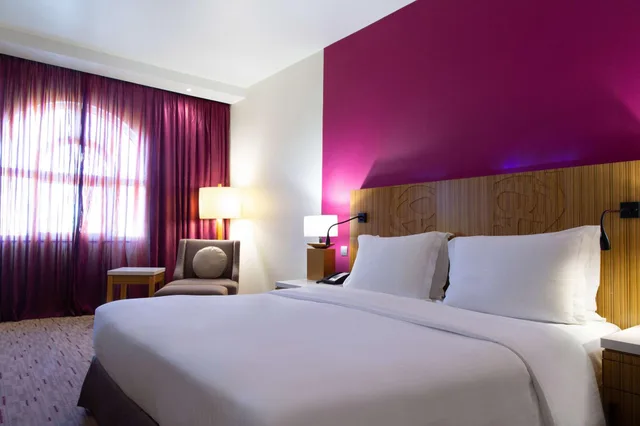جناح بسرير كينج بغرفة نوم واحدة، Radisson Blu Hotel Muscat 5/10