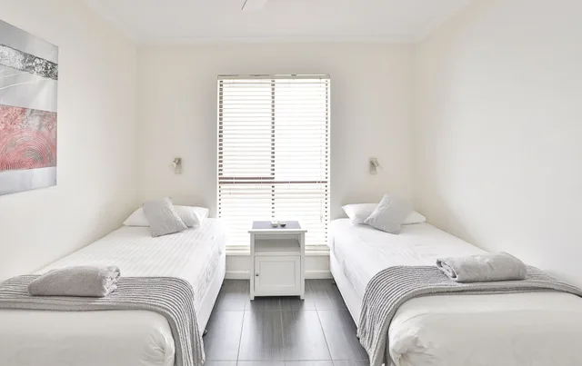 شقة ديلوكس بسرير كوين وسريرين منفصلين بغرفتي نوم، Mildura Holiday Villas 2/4