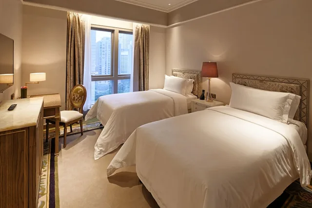 إقامة كلاسيكية ديلوكس بسريرين منفصلين وسريرين كينج بـ3 غرف نوم، Jumeirah Living Guangzhou - Residences 3/7