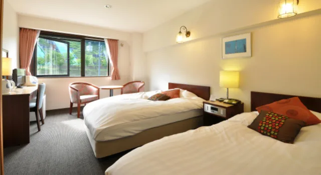 غرفة غربية قياسية بسريرين منفصلين بإطلالة على الجبل، Hakuba Yamano Hotel 1/1