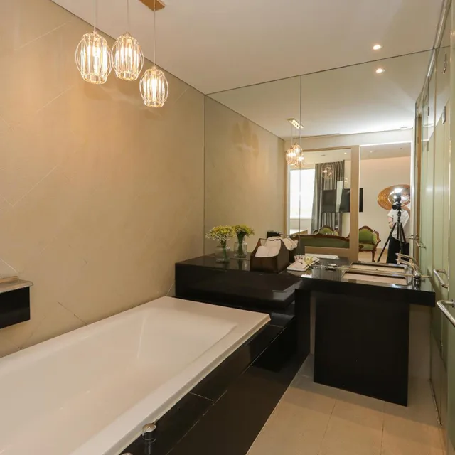 جناح ملكي، Hotel The Designers Hongdae 7/10