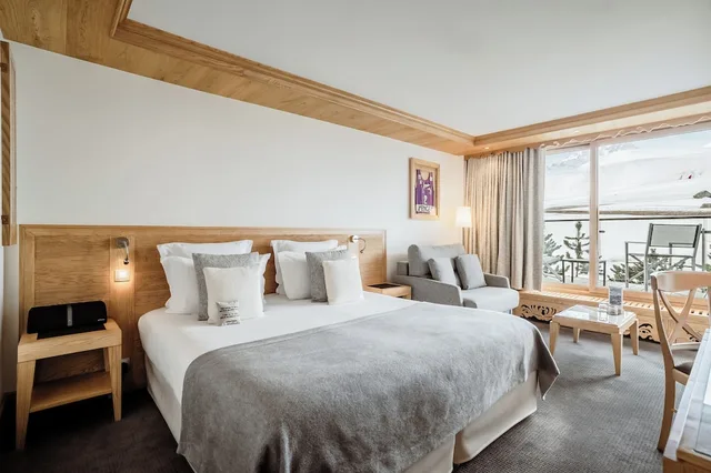 East, Family, 2 King Beds، Annapurna 1/8