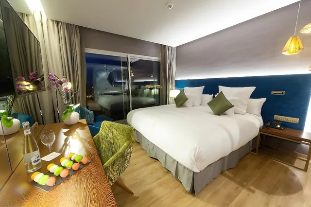 غرفة بريميوم بإطلالة على البحر مفردة بسرير مزدوج، Barcelo Anfa Casablanca 1/2