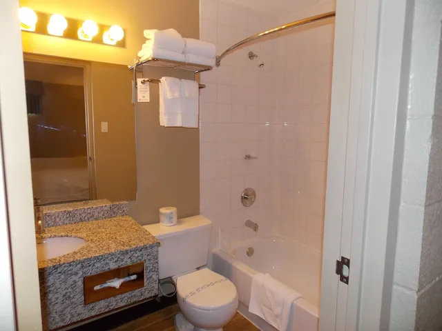 غرفة ديلوكس مفردة، Stonebridge Hotel 18/20