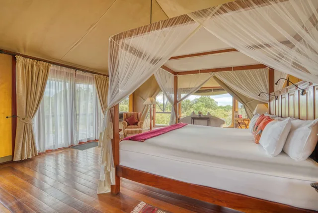 خيمة ديلوكس بسرير كينج بإطلالة على المتنزه بشرفة، OLARE MARA KEMPINSKI MASAI MARA 1/3