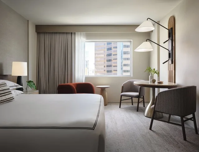 Essential, King Bed, High Floor، Hotel Palomar Phoenix A Kimpton Hotel 2/6