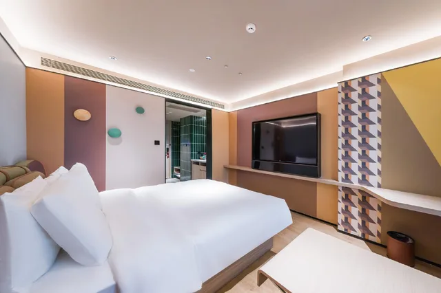 Superior, King Bed, Queen Bed, Orange Hotel Select Gangding 2/2