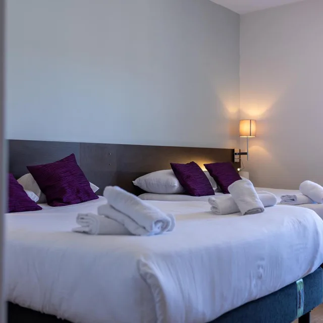 غرفة سوبيريور رباعية، Hotel Perla Riviera 4/10