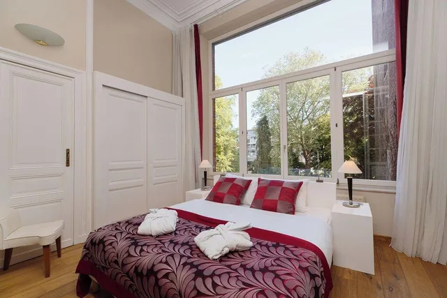 Junior Suite, Park Hotel Brussels 1/2