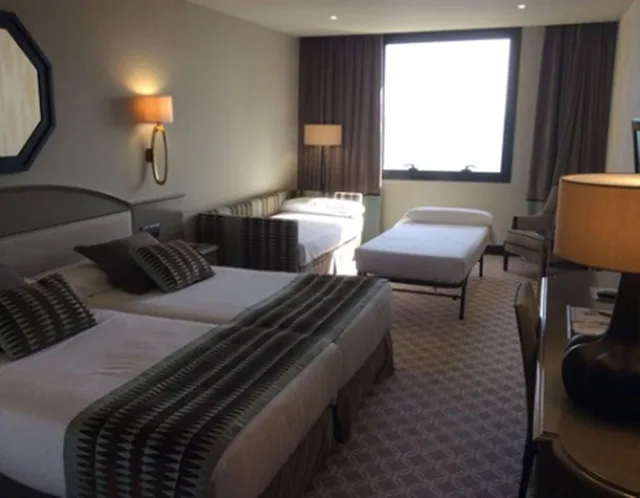 Triple Adults، Hotel Bahia 2/7