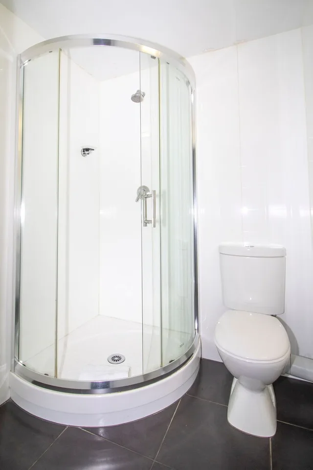 Superior, Single, 1 Queen and 1 Single Bed, Garden View، The Avenue Hotel 4/4