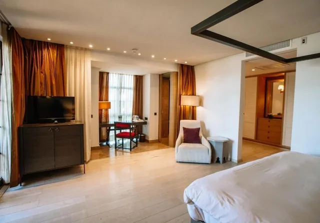 غرفة تنفيذية بسرير كينج بإطلالة على الحديقة، Palmeraie Golf Palace by Pickalbatros 4/8