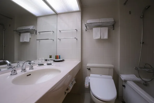Room, Twin Beds, City View, Beach Tower، Guam Reef Olive Spa Resort 7/7