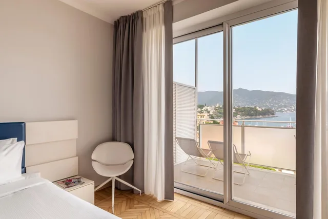 غرفة بسرير كوين بإطلالة على البحر، B&B Hotel Park Hotel Suisse Santa Margherita Ligure 8/9