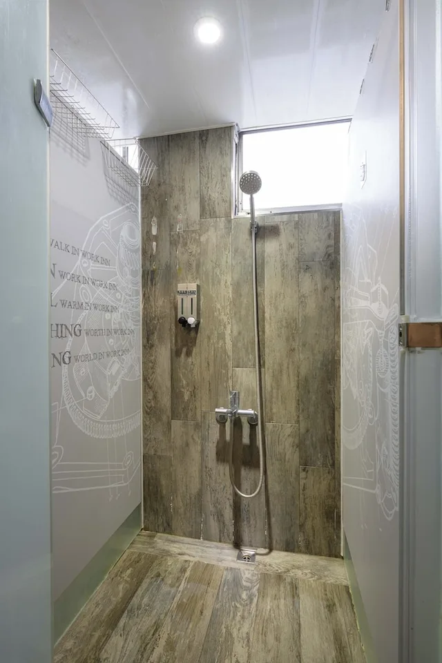 سكن مشترك مفرد للرجال، Work Inn Hostel 2/2