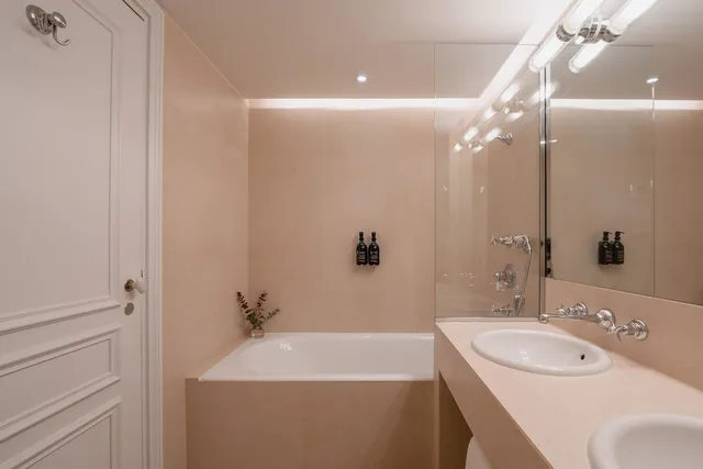 Deluxe Suite, Hotel De Buci 3/3