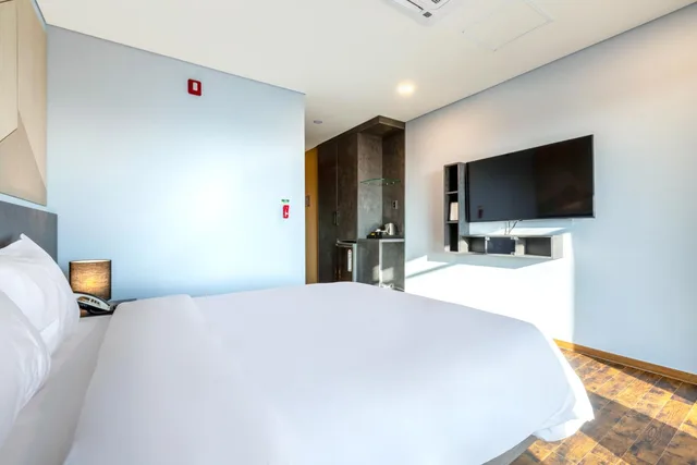 غرفة بسرير مزدوج، Urbanest Hotel 1/10