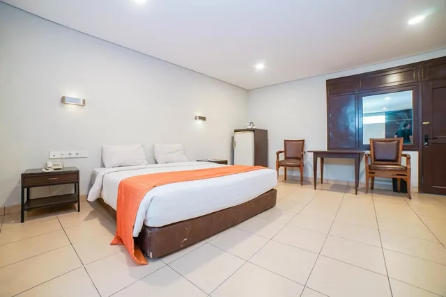 جناح، Hotel Kalisma 2/2