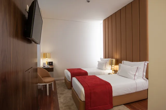 غرفة داخلية بسرير مزدوج أو سريرين منفصلين بإطلالة، The 7 Hotel 1/6