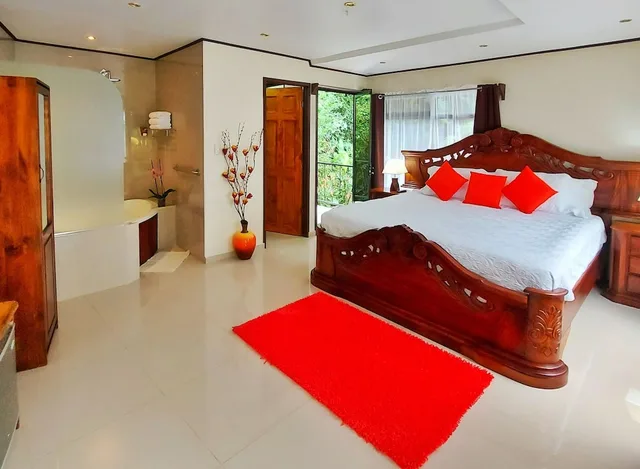 Deluxe, King Bed, Dreams Lodge Monteverde 5/10