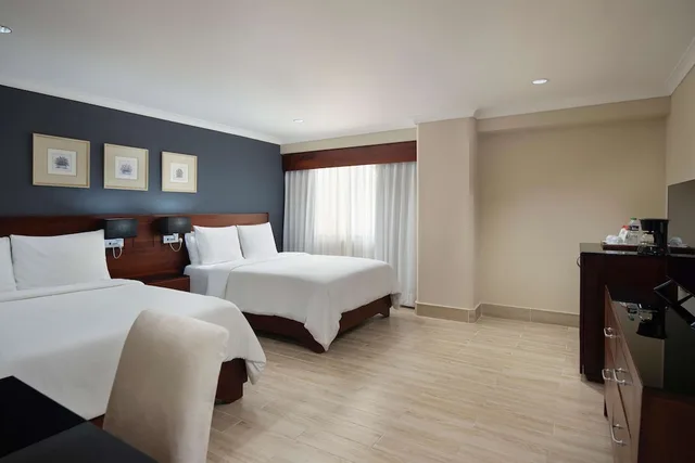 غرفة سوبيريور تنفيذية، Hodelpa Gran Almirante Hotel & Casino 4/6