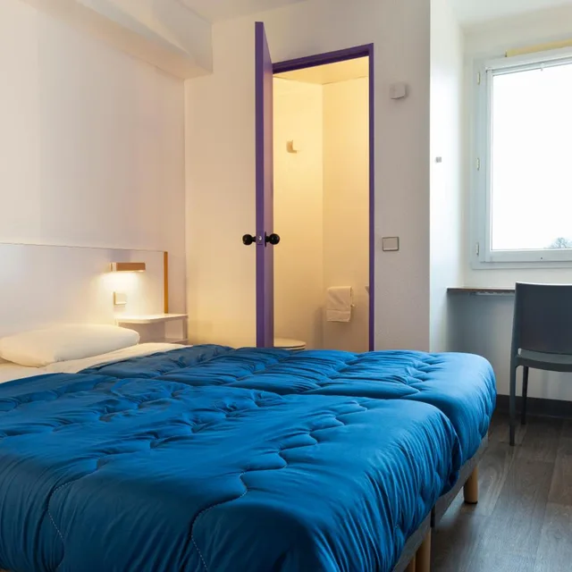كابينة بسريرين منفصلين بحمام مشترك، Mister Bed Saran 9/10