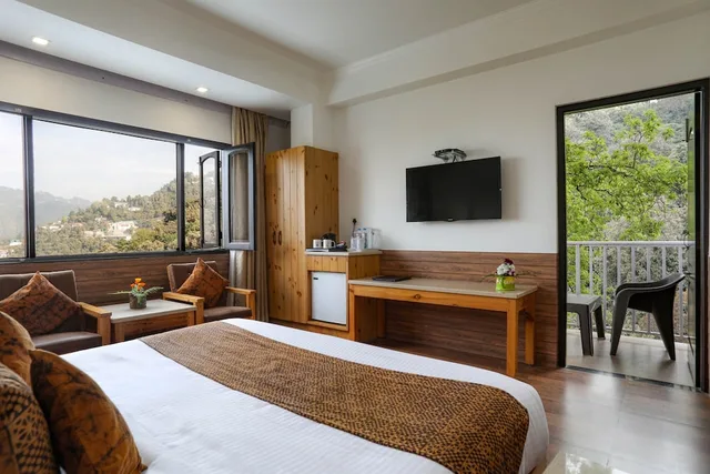 Deluxe, King Bed, Mountain View, Balcony, The Mountain Quail 2/4