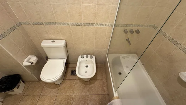 غرفة مفردة، Wilson 9/16