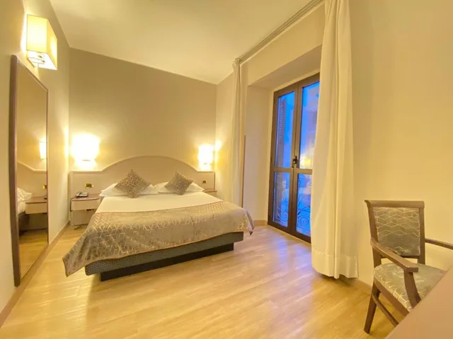 غرفة بسرير كينج، Mokinba Hotel Baviera 2/9