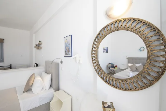 غرفة سوبيريور ثلاثية بسرير مزدوج وسرير فردي، Thira S Dolphin Hotel 9/10