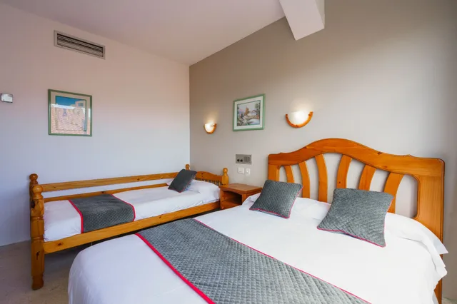 غرفة ثلاثية بثلاثة أسرّة، Hotel Costa Andaluza 3/7