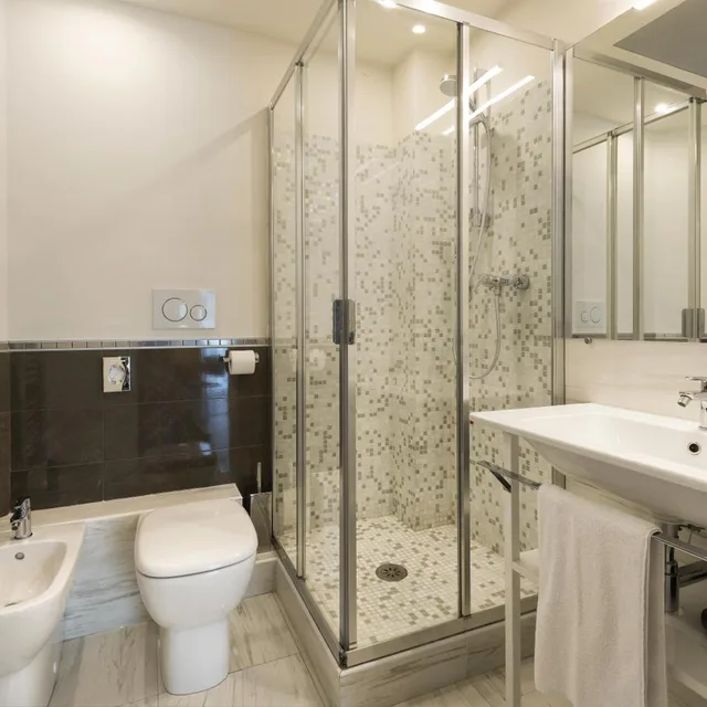 غرفة قياسية بسرير مزدوج أو سريرين منفصلين، Adesso Hotel 4/4