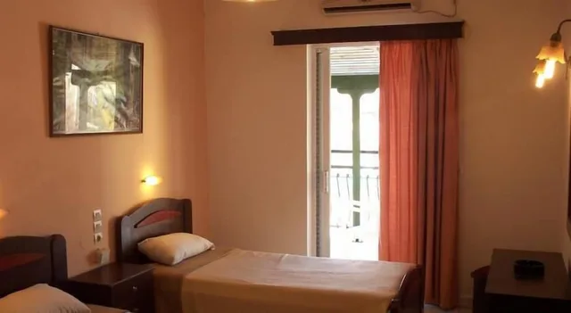 غرفة قياسية مفردة بسرير كوين، Hotel Perkes Complex 2/5