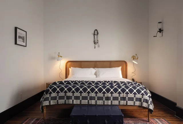 غرفة كلاسيكية بسرير كينج، The Weinhard Hotel 1/8