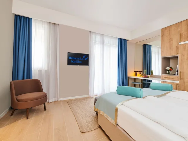 غرفة عائلية بسريرين كينج، Ribarska Koliba Resort 1/4