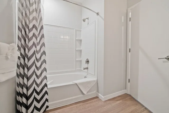 شقة فاخرة بسرير كوين بغرفة نوم واحدة مع أريكة، Global Luxury Suites in Menlo Park 3/3
