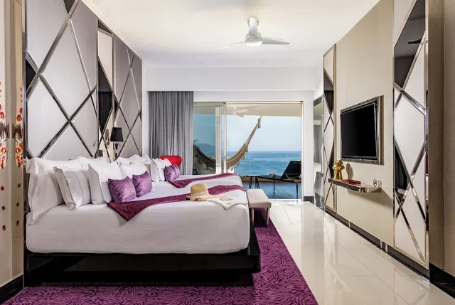 2 Bedrooms, Ultra, Connecting, Suite, 1 King and 2 Double Beds، Hotel Mousai Puerto Vallarta Adults Only 6/9
