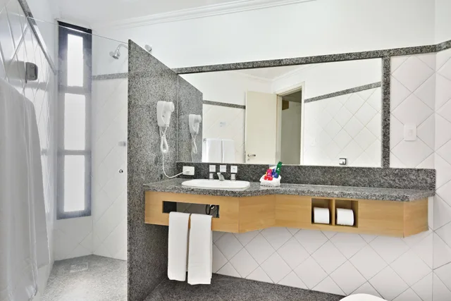 Deluxe, Twin Beds, Street View، Plaza Inn Flat Araxa 4/4