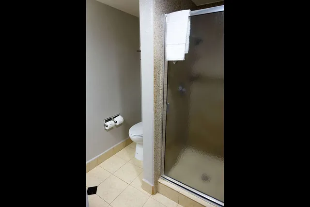 غرفة بسرير كوين، Brisa Pacifica Hotel Encinitas 3/3
