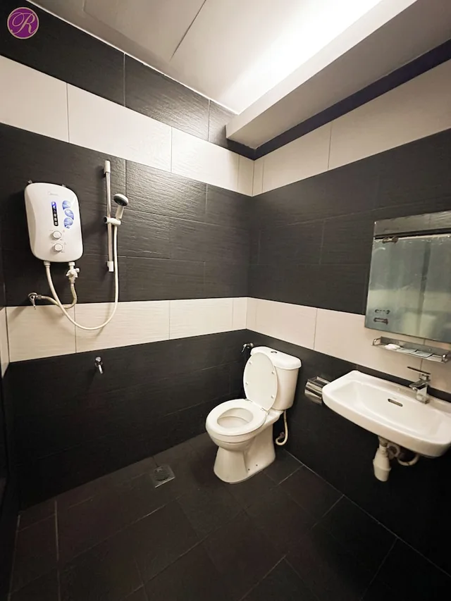 غرفة ديلوكس بسرير كوين، Remember Hotel Batu Pahat 7/7
