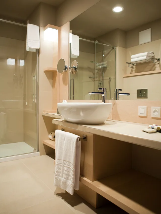 غرفة كومفورت ثلاثية بسرير كينج مع أريكة، Aqualux Hotel Spa Suite & Terme 9/10