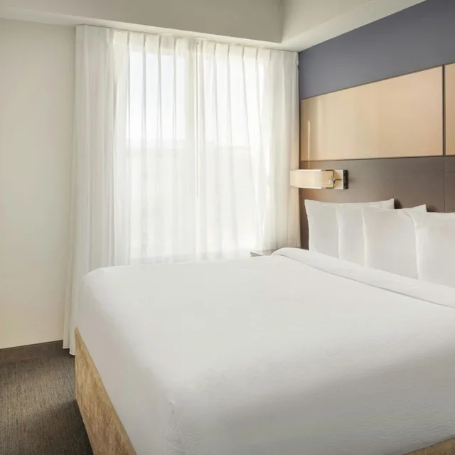 جناح بسرير كينج وسريرين كوين بغرفتي نوم مع أريكة، Residence Inn By Marriott Orlando Downtown 2/9