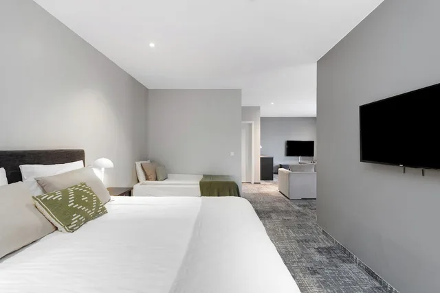 غرفة عائلية بسريرين مزدوجين مع أريكة، Konvin Hotel by Reykjavik Keflavik Airport 2/10
