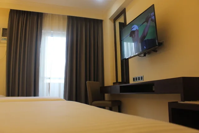 Deluxe, 2 Double Beds, Meadows View، Sotogrande Hotel Iloilo 4/9